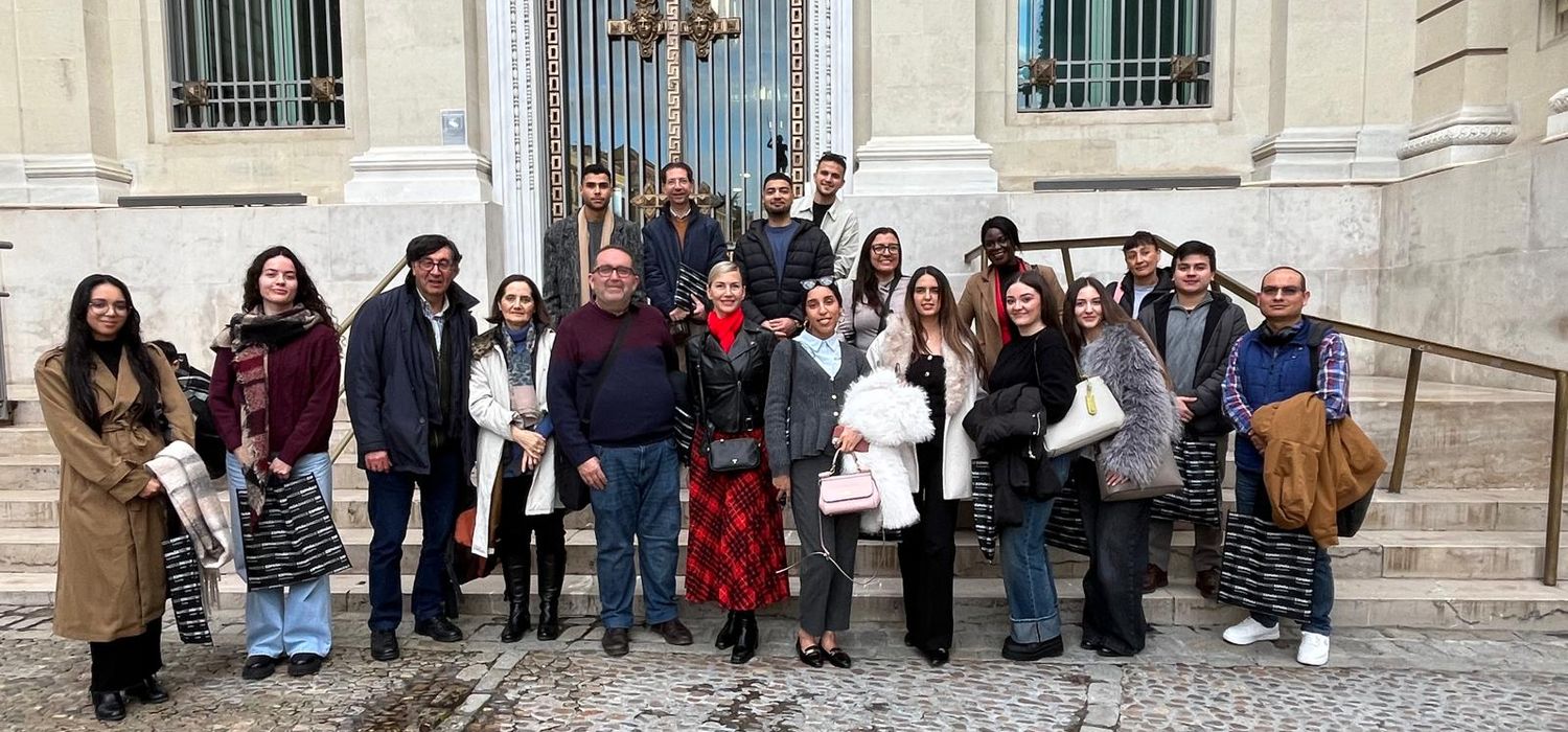 Visita al Instituto Andaluz de Administración Pública y a la Delegación del Banco de España en Sevilla